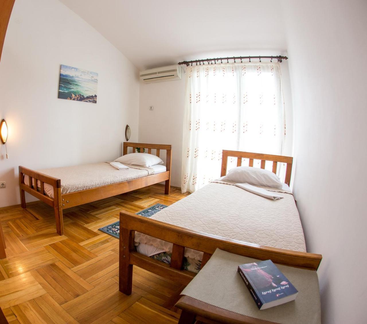 בודווה Guest House Mandarina מראה חיצוני תמונה