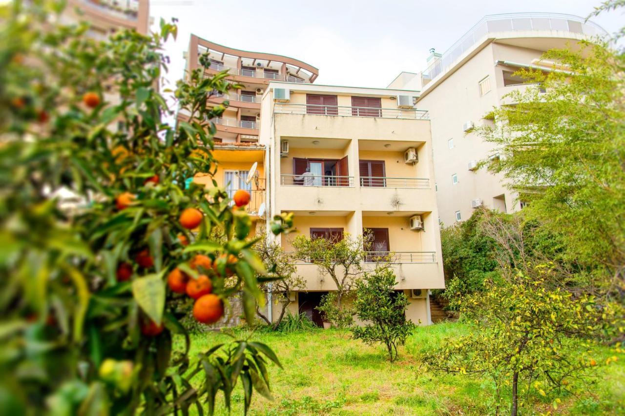 בודווה Guest House Mandarina מראה חיצוני תמונה