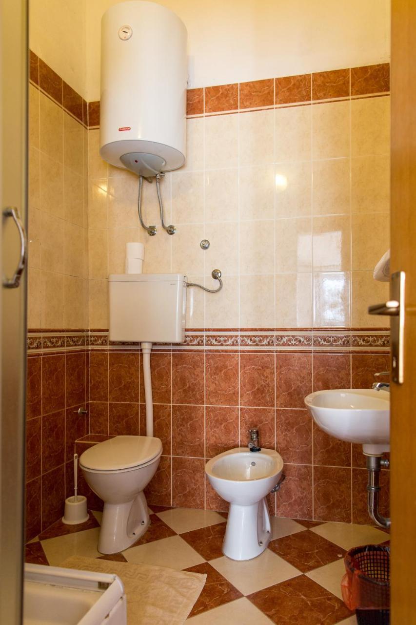 בודווה Guest House Mandarina מראה חיצוני תמונה